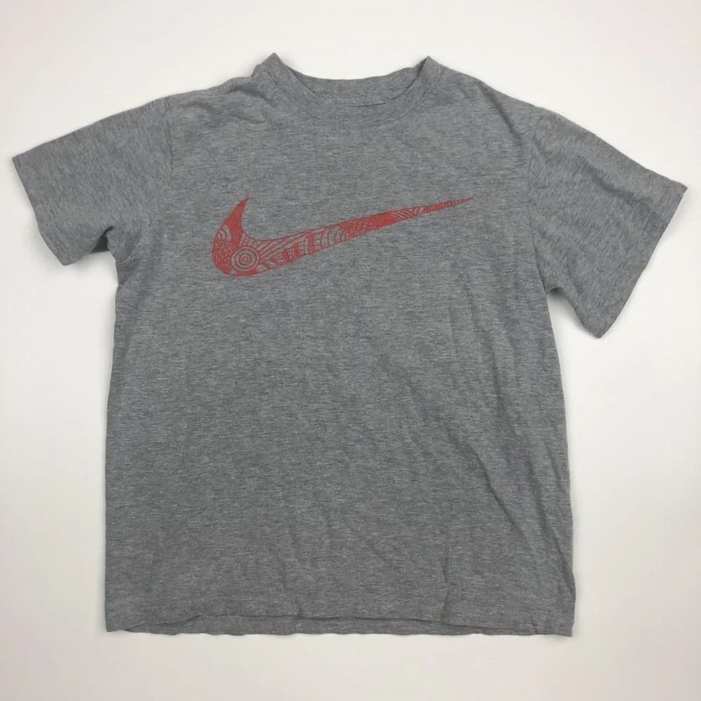 Nike Boys T-shirt Size M Gray DI28